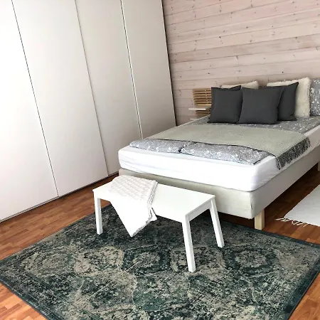 - Center West Apartament *